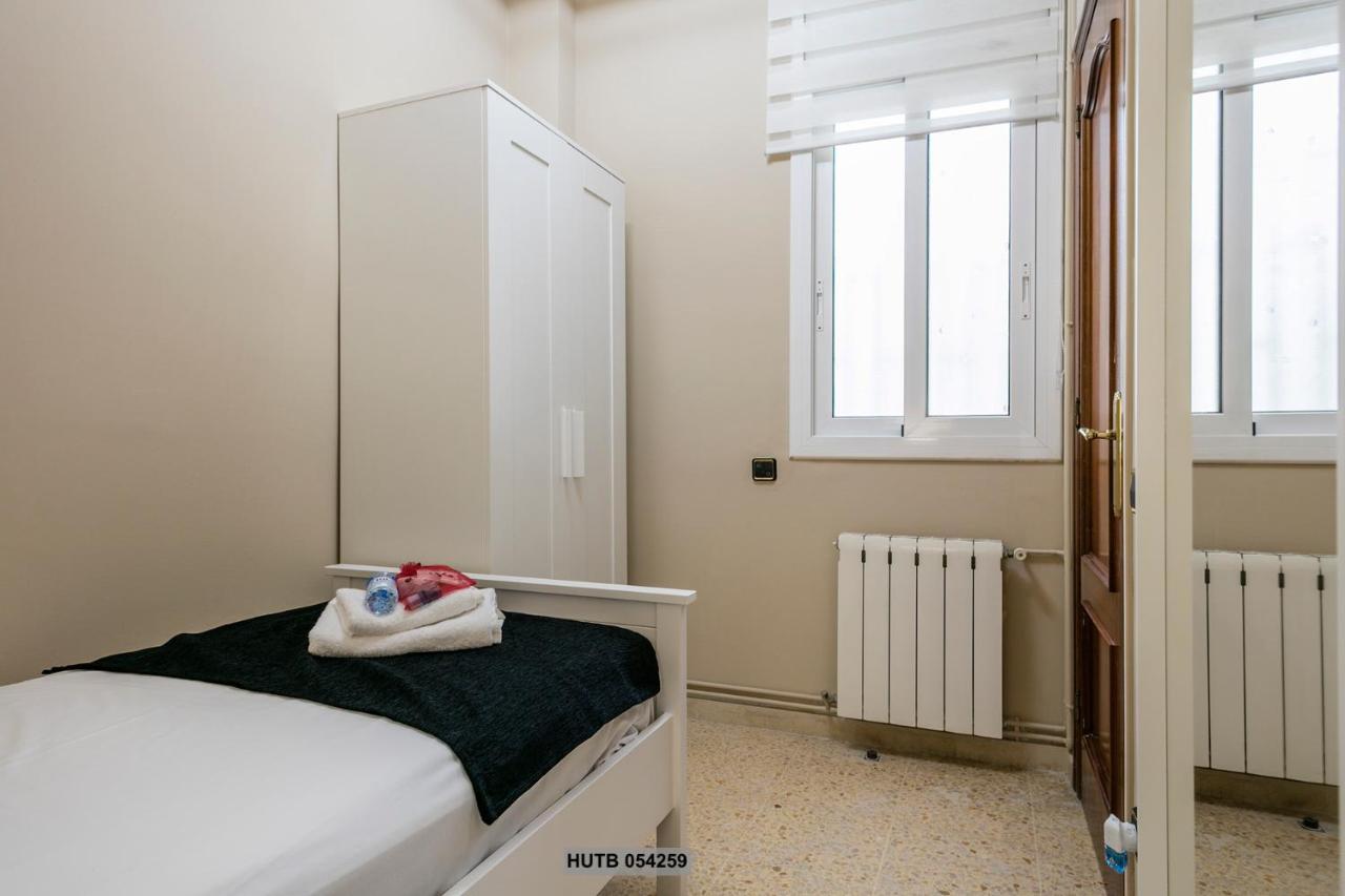 Alcam Sant Adria Apartment Сант Адриа де Бесос Екстериор снимка